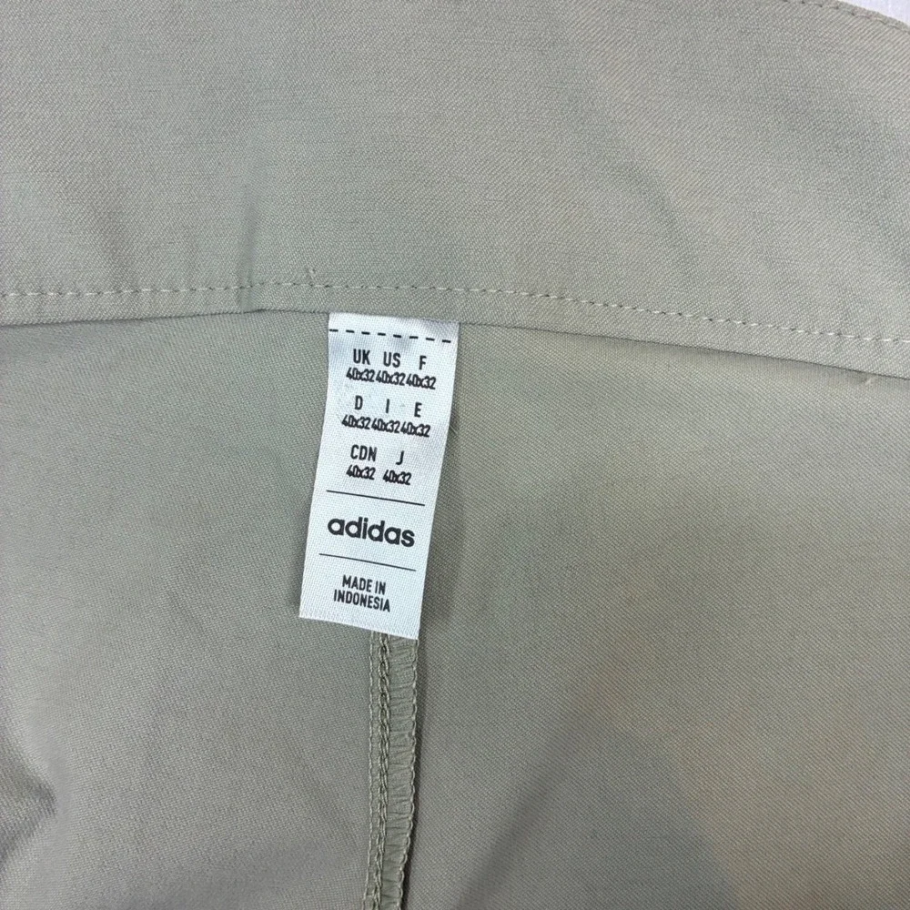 Adidas Nylon Chino Golf Pants Mens 40x29 Silver Pebble Regular Fit IU2845 NEW
